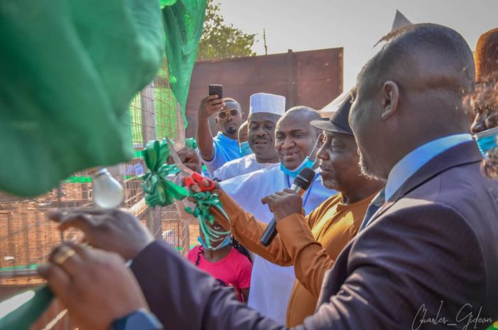 Naija Ratels President, Barrister Edeh Donates 500KVA Transformer to Hausa Community in Otukpo