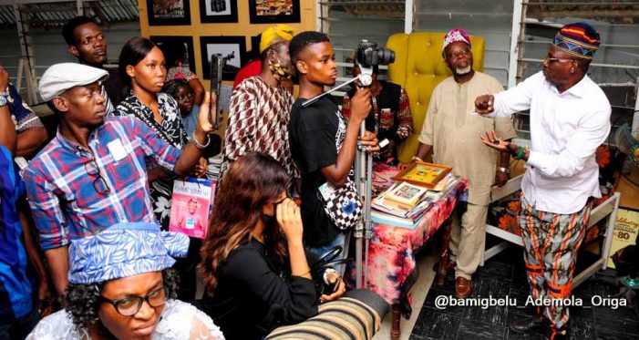 Top Nigeria Photojournalist Hosts Exhibition on ‘Culture of Football Fans’ in Ibadan