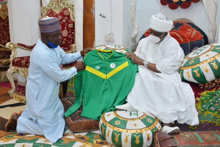 Kwara FA Felicitates With Emir Of Ilorin On His 25th Anniversary