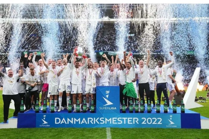 How Akinkunmi Amoo celebrated Copenhagen Danish league title with mum and his target for next season